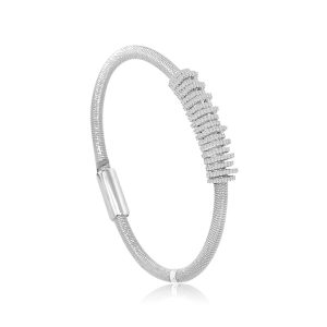 Sterling Silver Italian Bangle Featuring Ribbed Rondelles Centerpiece.